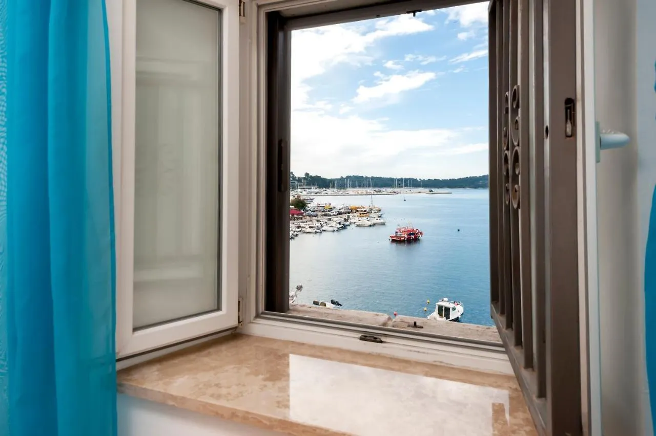 Sea View Apartment 로비니 크로아티아
